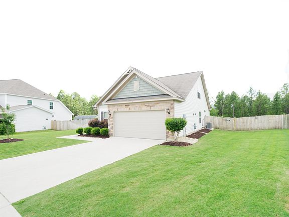 4th image of 310 Tannery Way