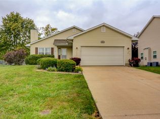 8 View Cir, Oreana, IL 62554
