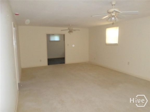 2nd image of 4209 Crane St