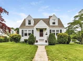 118 Glenridge Rd, Stratford, CT 06614