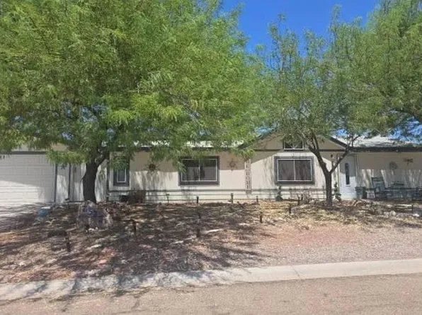 2533 E Curtis Way, Fort Mohave, AZ 86426