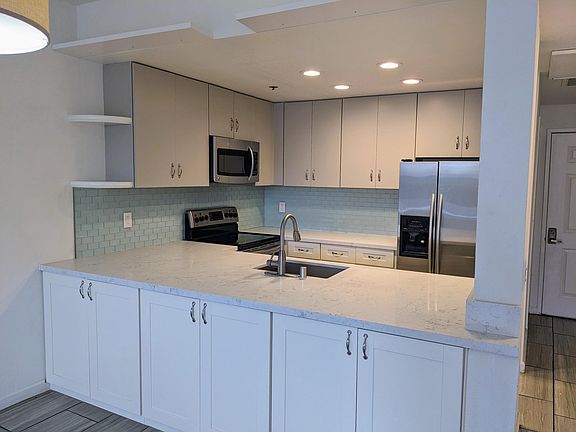 4th image of 411 Park Ave Unit 114