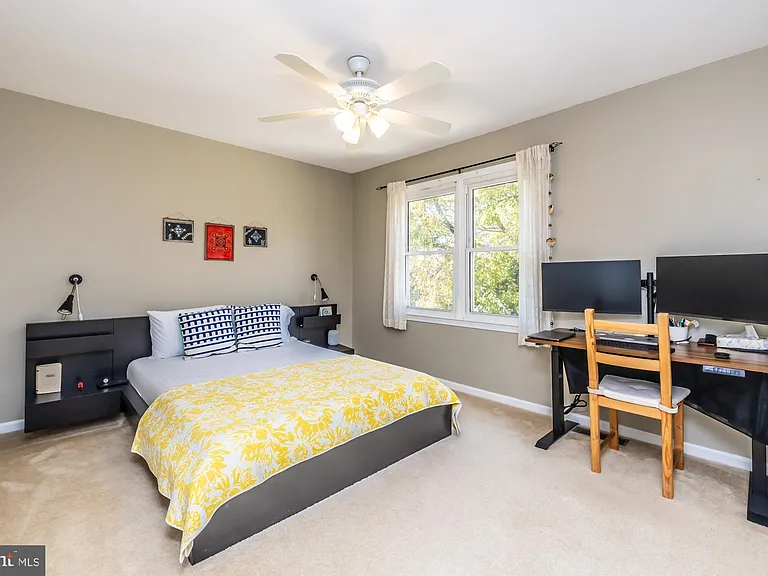 517 Summercroft Dr — Photo 30