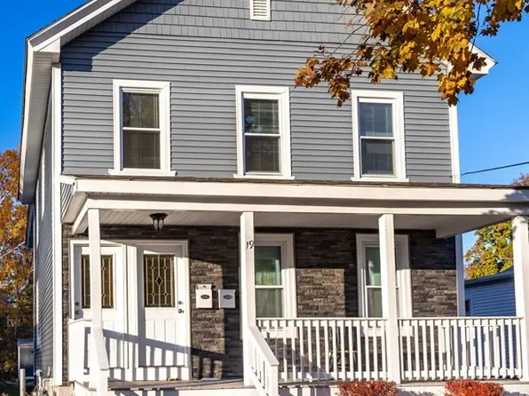 19 19/1/2 Avery St, Westfield, MA 01085
