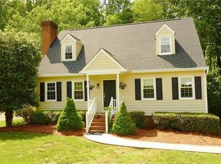 720 Luxbury Rd, Winston Salem, NC 27104