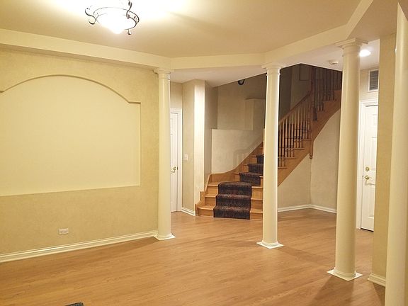 2nd image of 2032 Valor Ct #2032