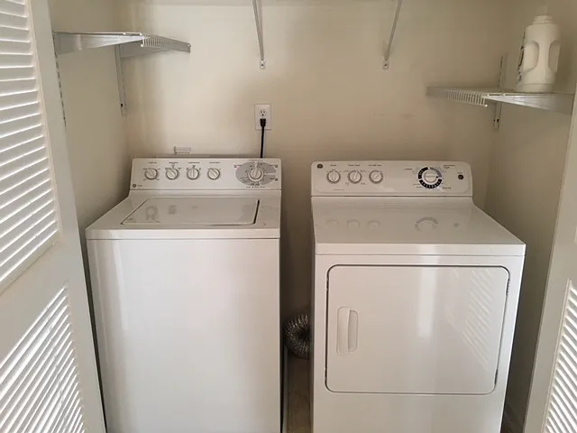 255 Joshua Glen Ln — Photo 16