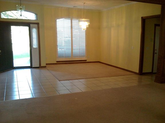 Dinning area leading to front door.