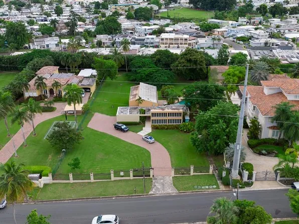 1999 Jose Fidalgo Diaz St, San Juan, PR 00926