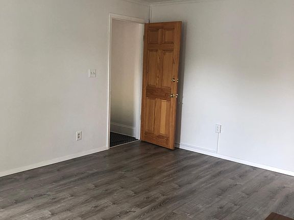 4th image of 8619 261st St