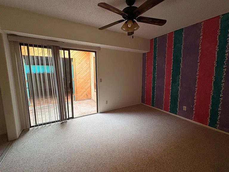2371 W Calle Retana — Photo 18