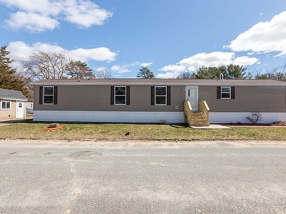 2nd image of 2900 Cranberry Hwy Unit 42