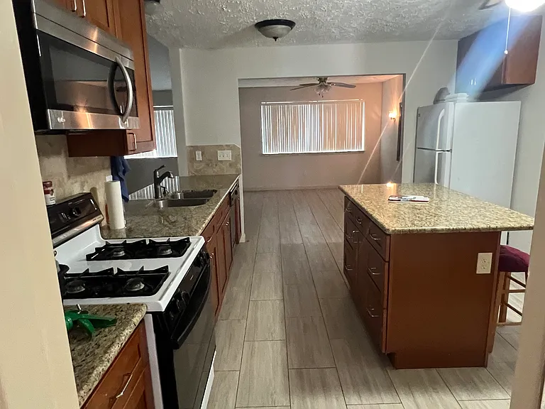 19523 Spanish Needle Dr — Photo 1