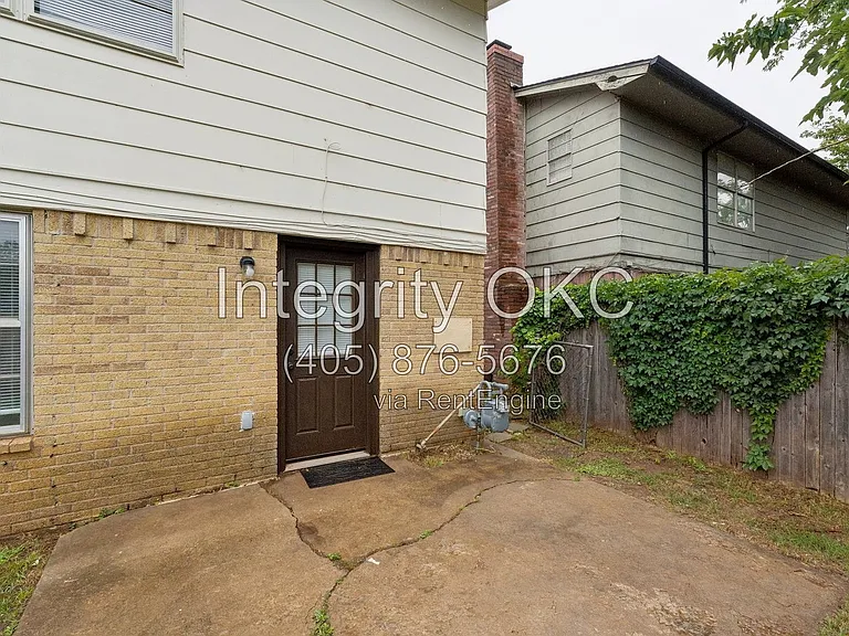 8514 Candlewood Dr — Photo 27