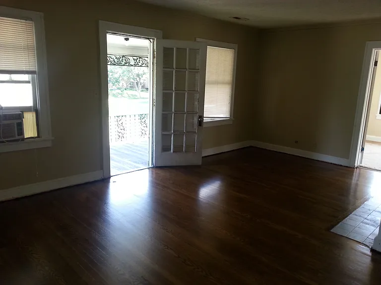 5050 Paseo Blvd #2 — Photo 2