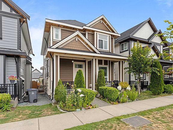 2nd image of 14035 59a Ave