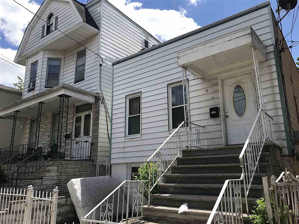2nd image of 81 Woodlawn Ave