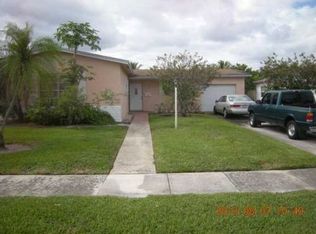 6350 SW 10th St, North Lauderdale, FL 33068