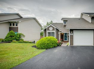 221 Brook Ln, Bristol, VA 24201