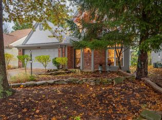 2214 S Bent Tree Dr, Bloomington, IN