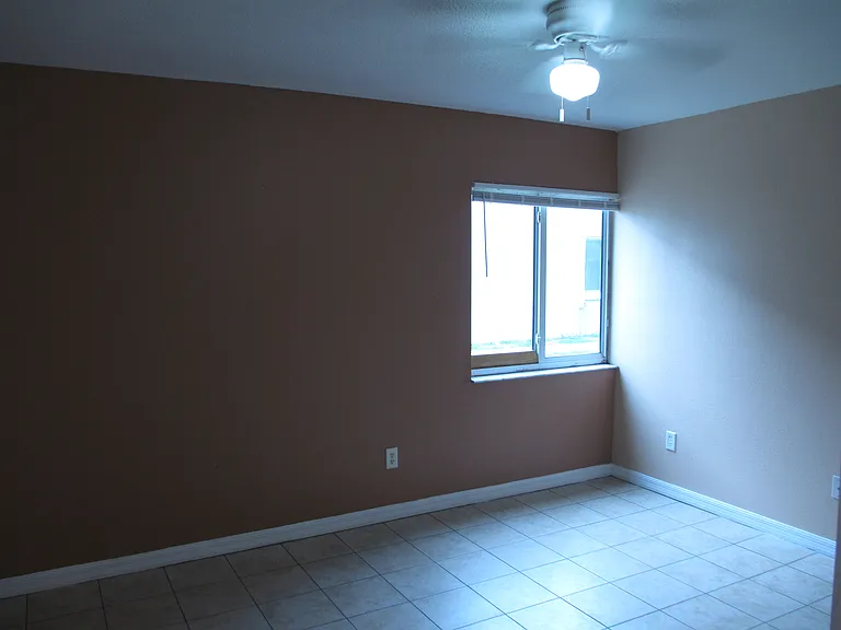 800 N Fiske Blvd #103 — Photo 5