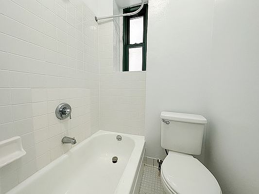 5th image of 448 E 79th St #1N
