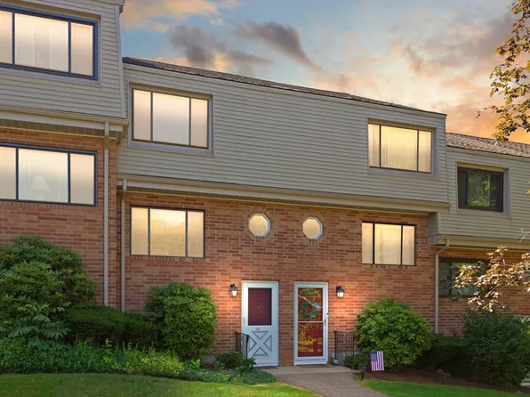 246 Farrwood Dr, Haverhill, MA 01835