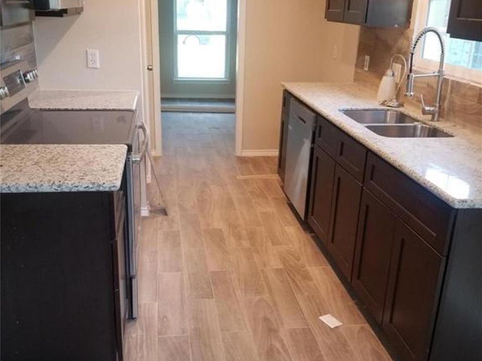 1st image of 10011 Golden Meadow Dr
