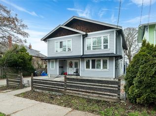 2509 Graham St, Victoria, BC V8T 3Y6