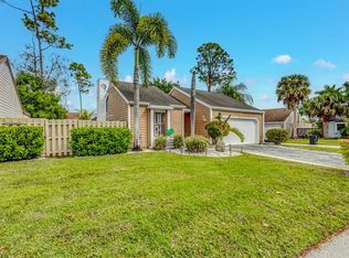 460 Oak Shadow Way, Wellington, FL 33414