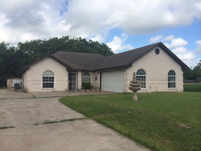 1st image of 207 London Ct