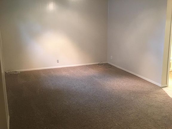 4th image of 4946 N 93rd Ave