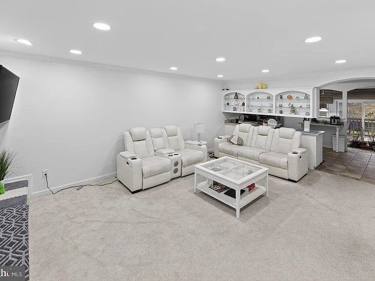423 Cannon Ct #423 — Photo 7