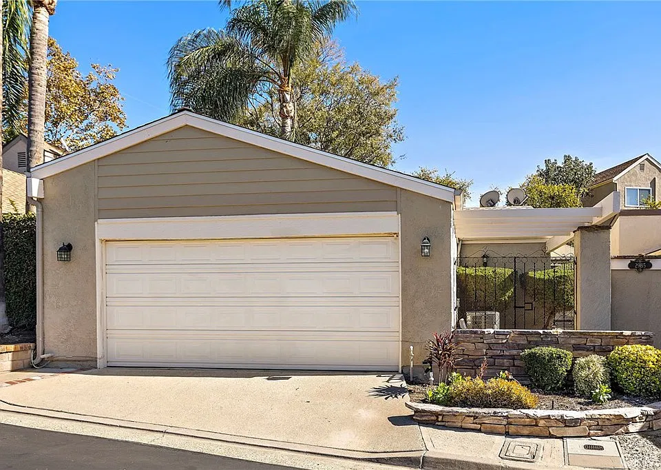 2985 Gingerwood Cir