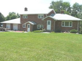 41 Helms Hill Rd, Washingtonville, NY 10992