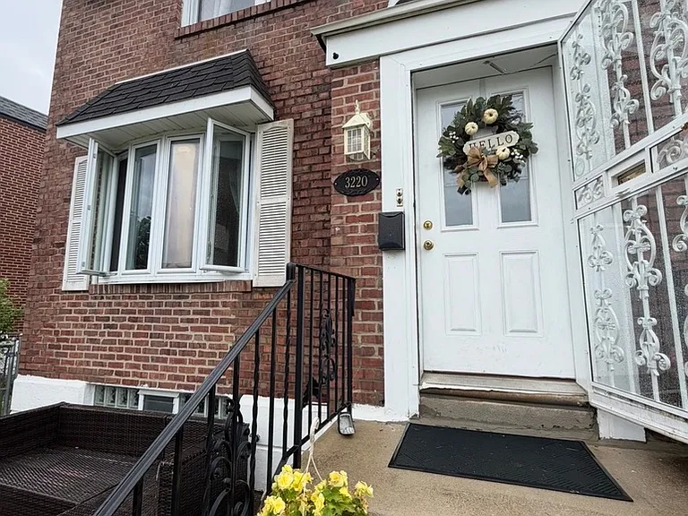 3220 Guilford St #2 — Photo 3