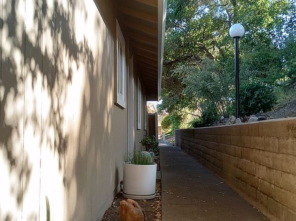 25 Oliva Dr