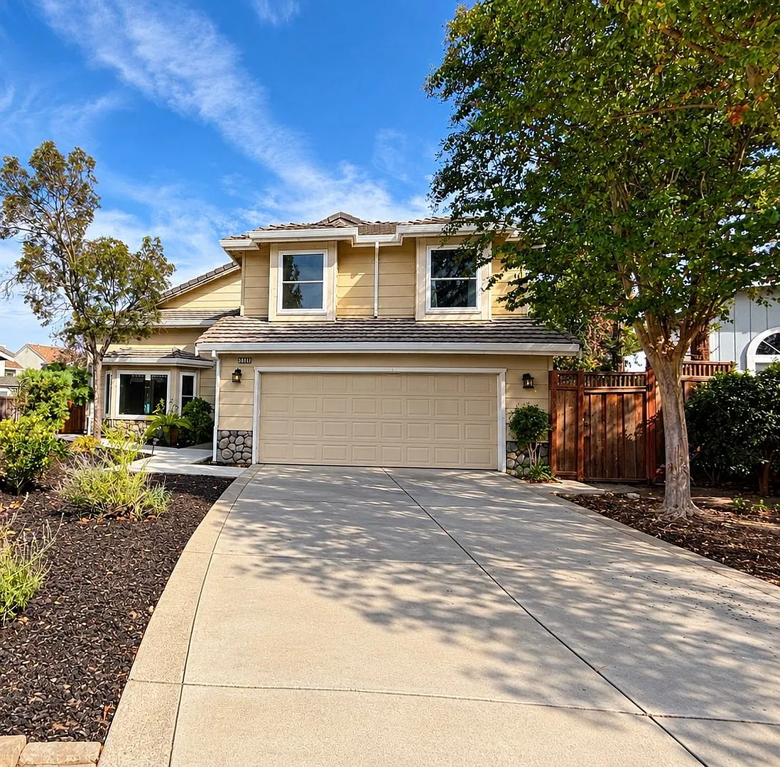 Coming Soon! Beautiful 3-Bedroom 2.5 Bath Home with Landscaped Backyard — Photo 1
