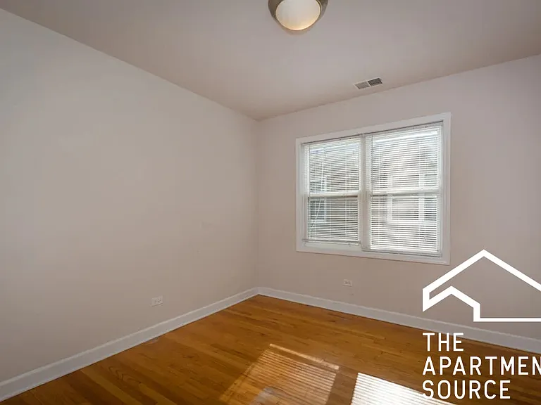 6443 N Damen Ave #3W — Photo 5