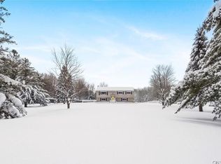 2470 Lamson Rd, Phoenix, NY 13135