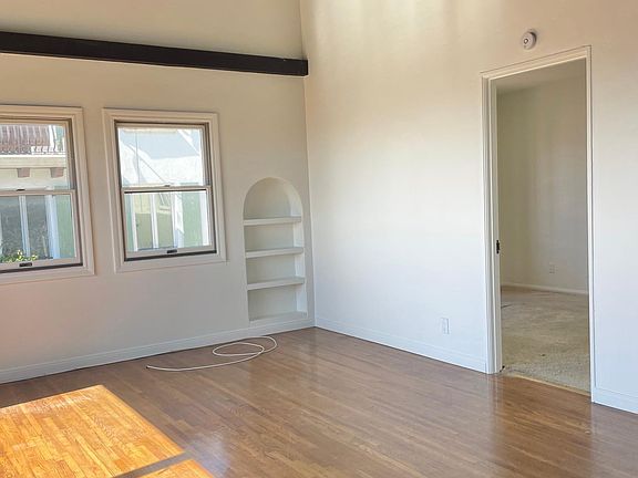 5th image of 120 Moonstone St #120