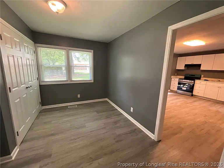 1422 Grandview Dr — Photo 6