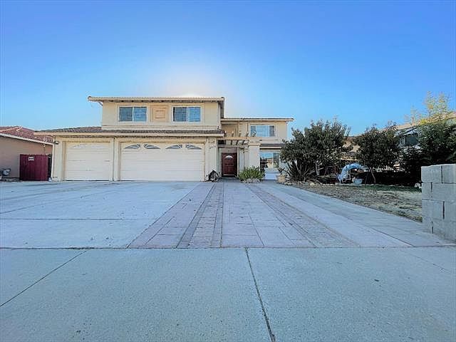1st image of 2471 Glen Angus Way