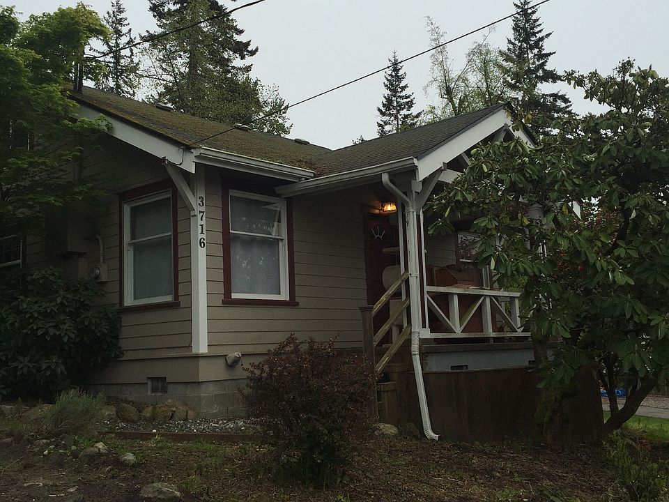 Main Home (Lakeway Dr)
