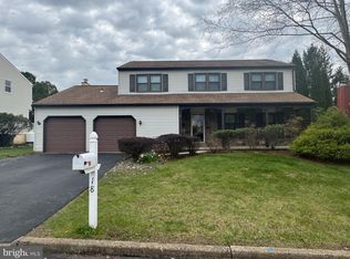 18 Choate Ct, Langhorne, PA 19047