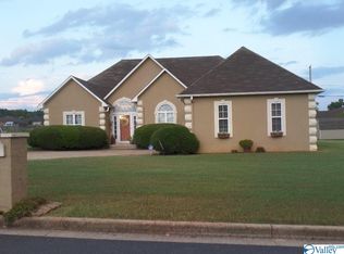 24324 Dee Dr, Athens, AL 35613