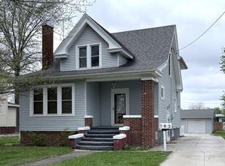 782 Monroe St, Galesburg, IL 61401