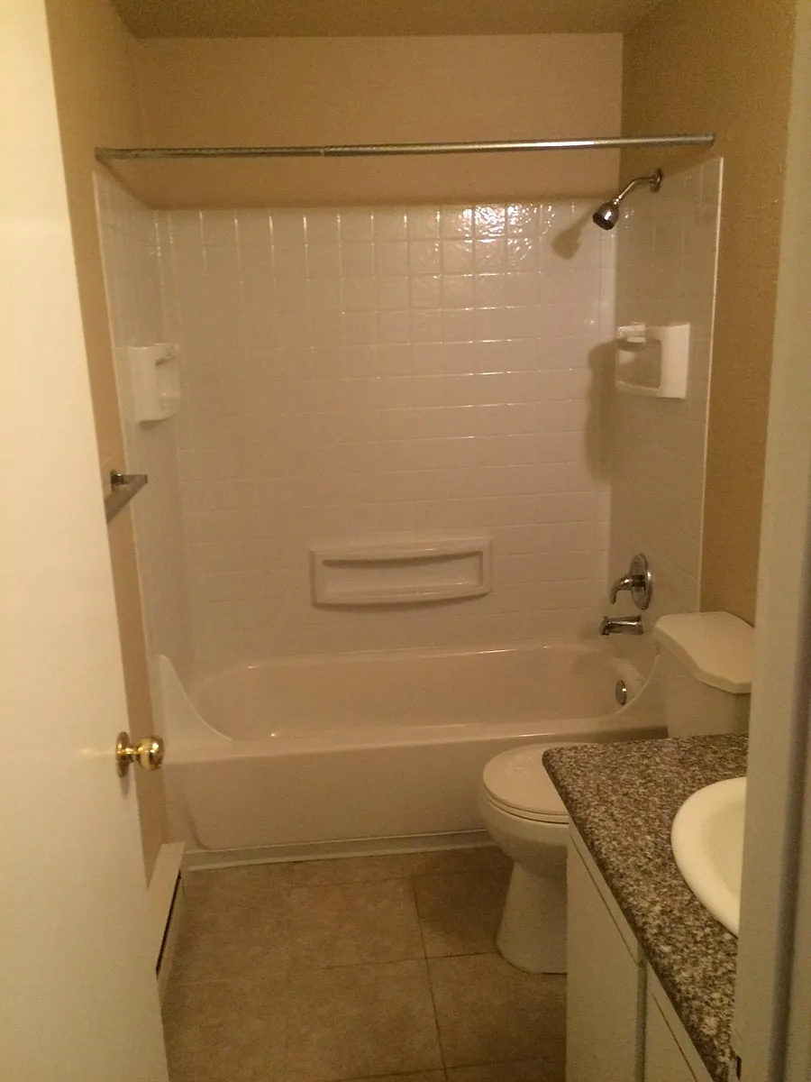 Building Photo - 1320 Boren Ave #107