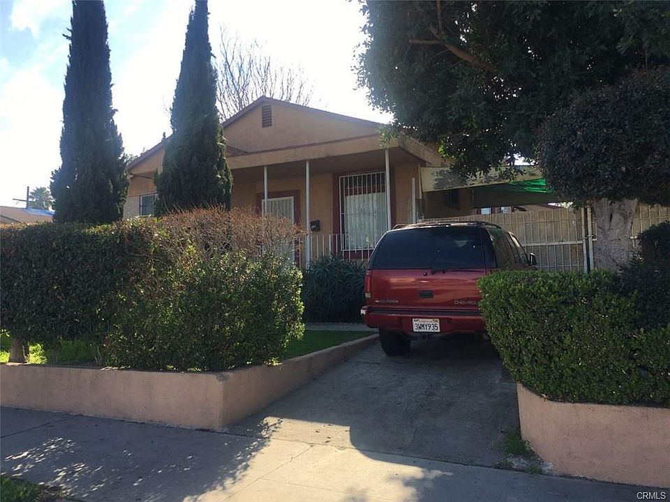 1st image of 800 E Imperial Hwy