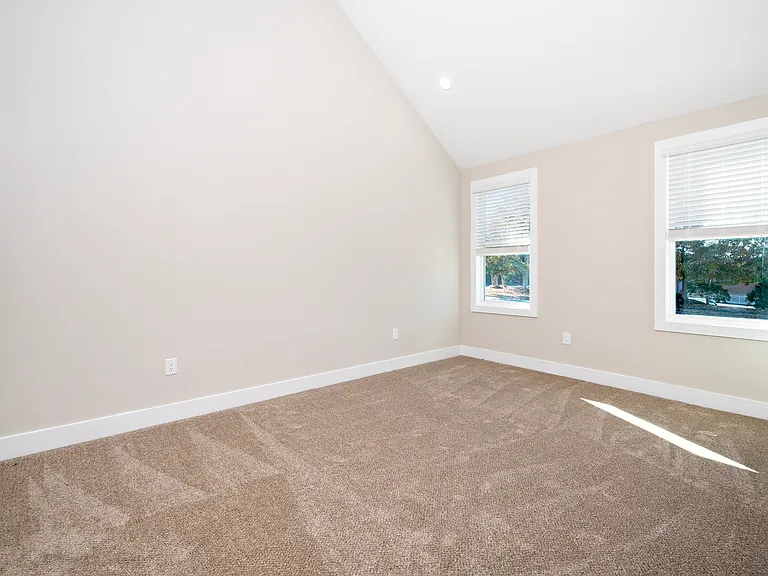 6114 Fox Rd — Photo 10